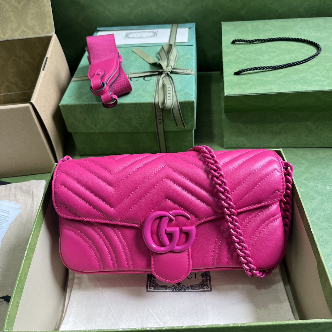 G*u*i gg marmont shoulder bag