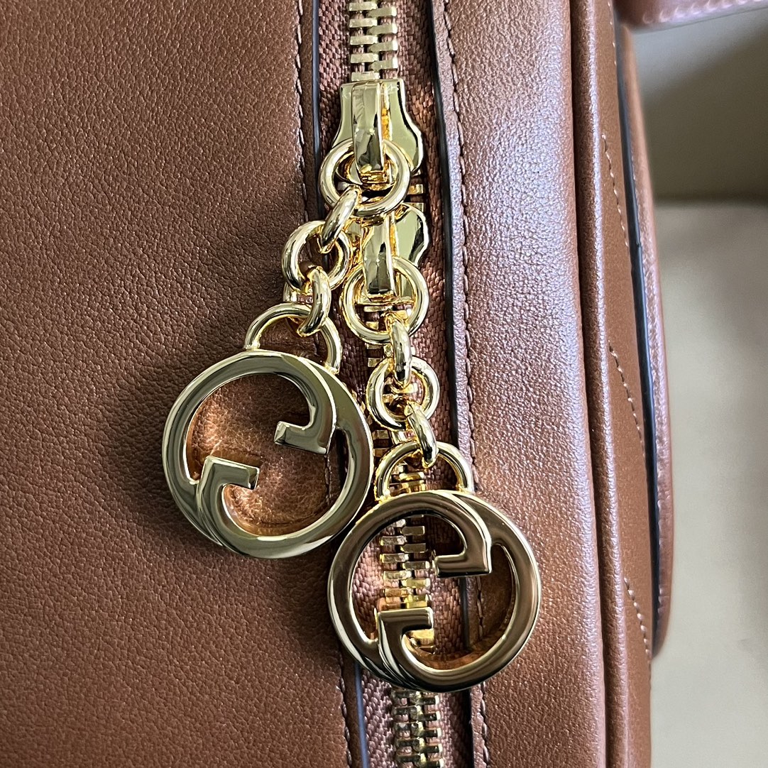 G*u*i blondie top handle bag