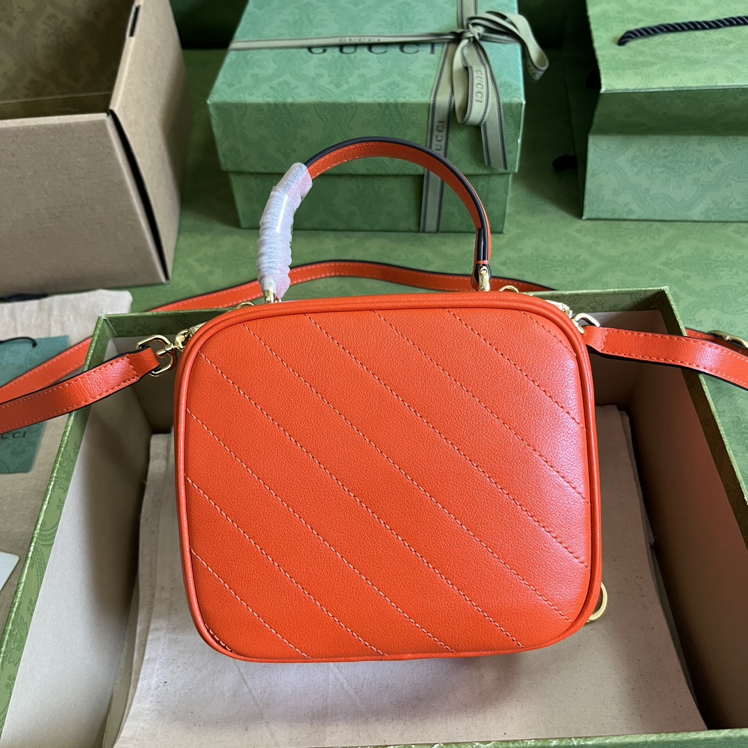 G*u*i blondie top handle bag