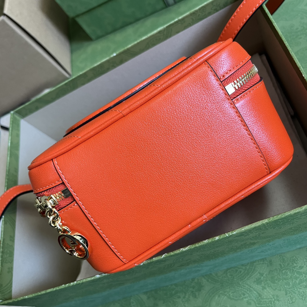 G*u*i blondie top handle bag