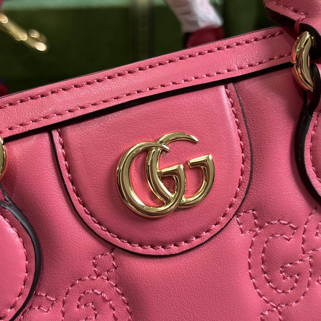 G*u*i gg matelassÉ mini top handle bag