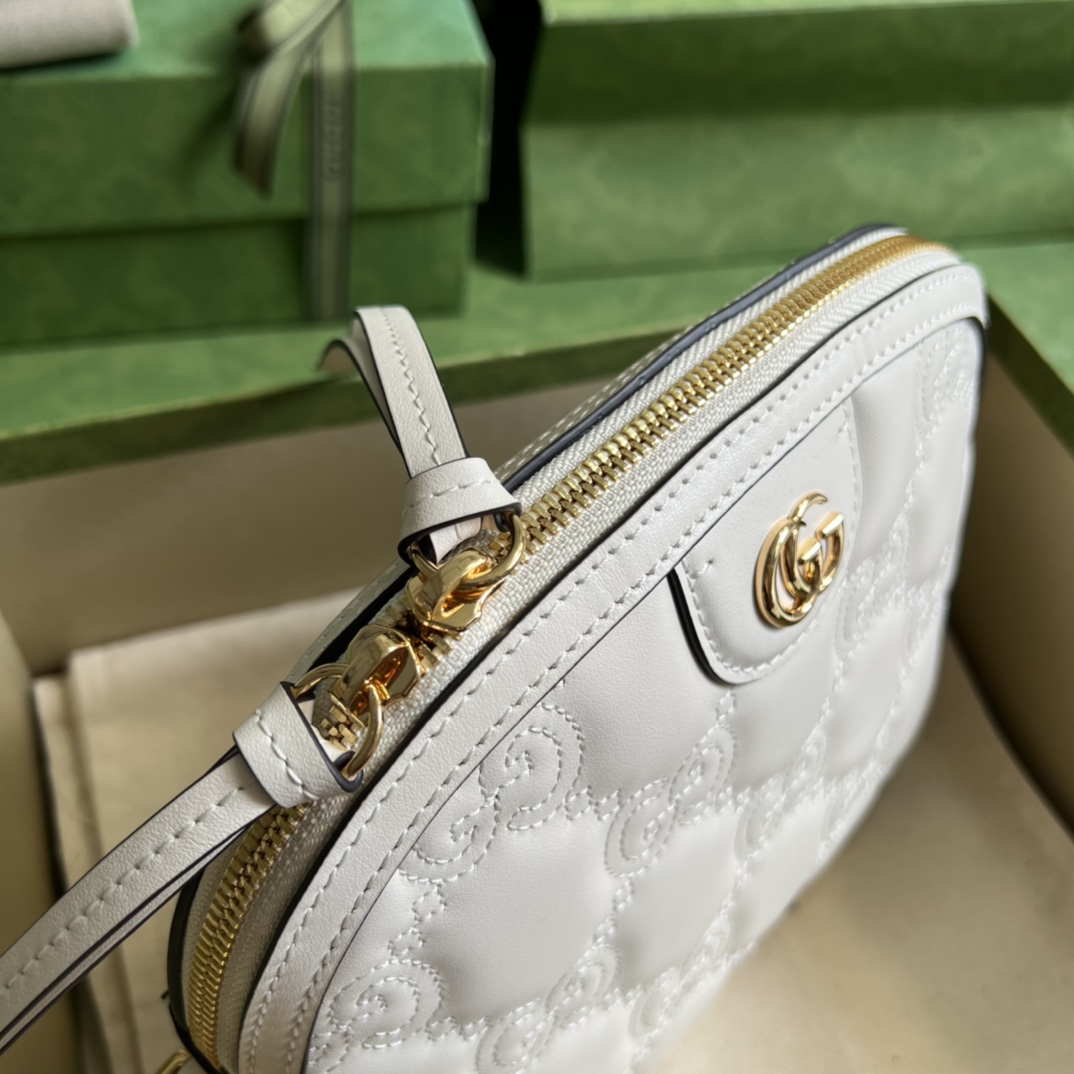 G*u*i gg matelassÉ small bag