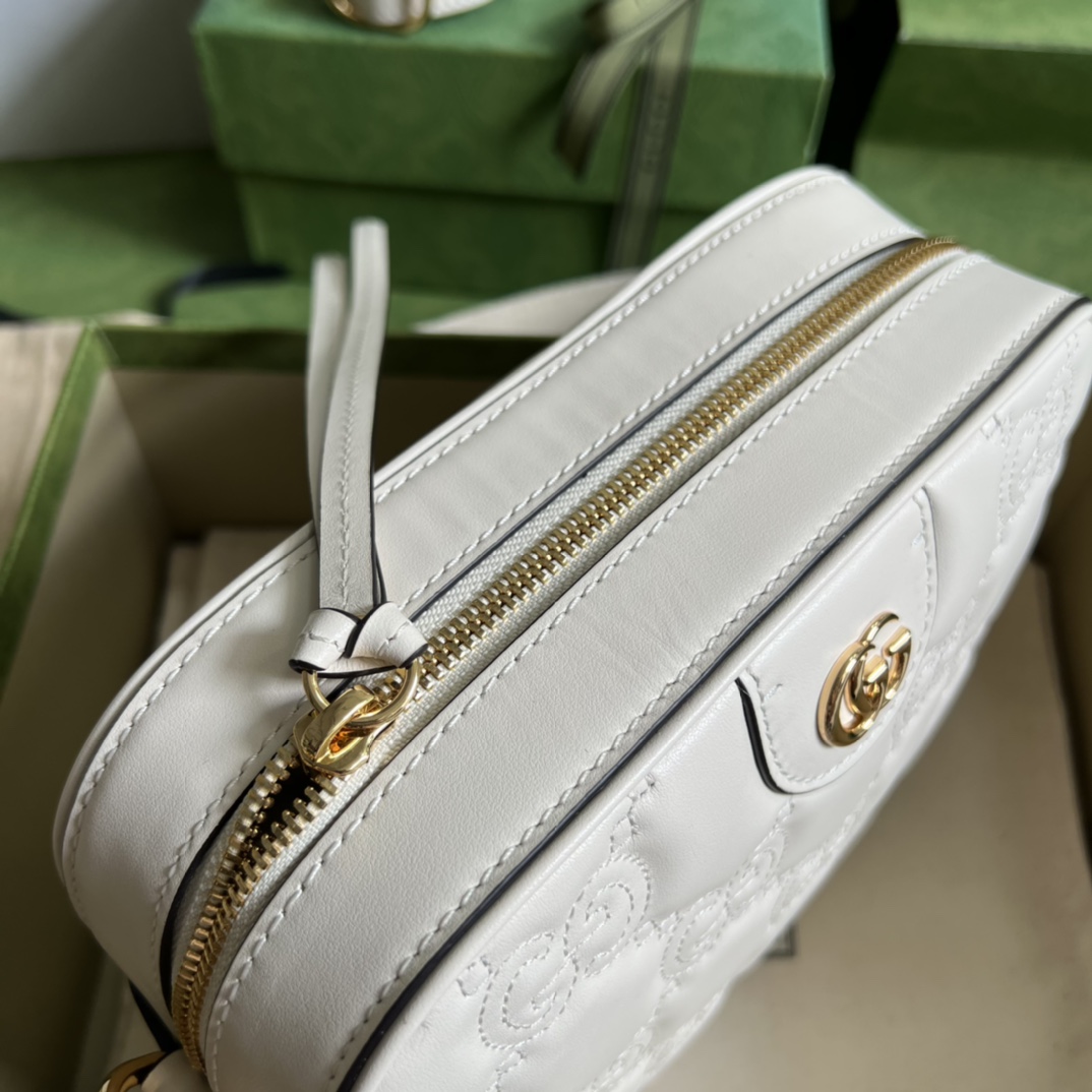 G*u*i gg matelassÉ small bag