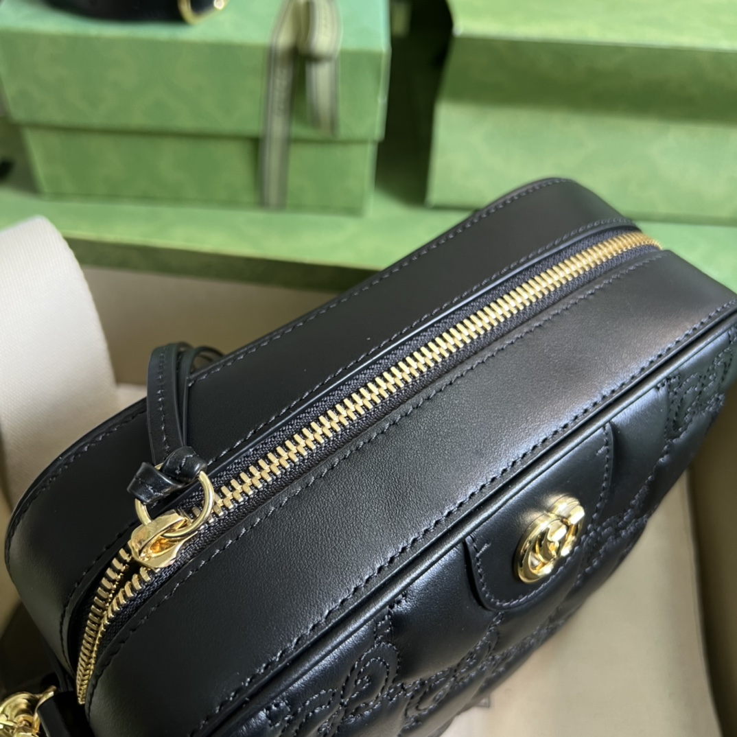 G*u*i gg matelassÉ small bag