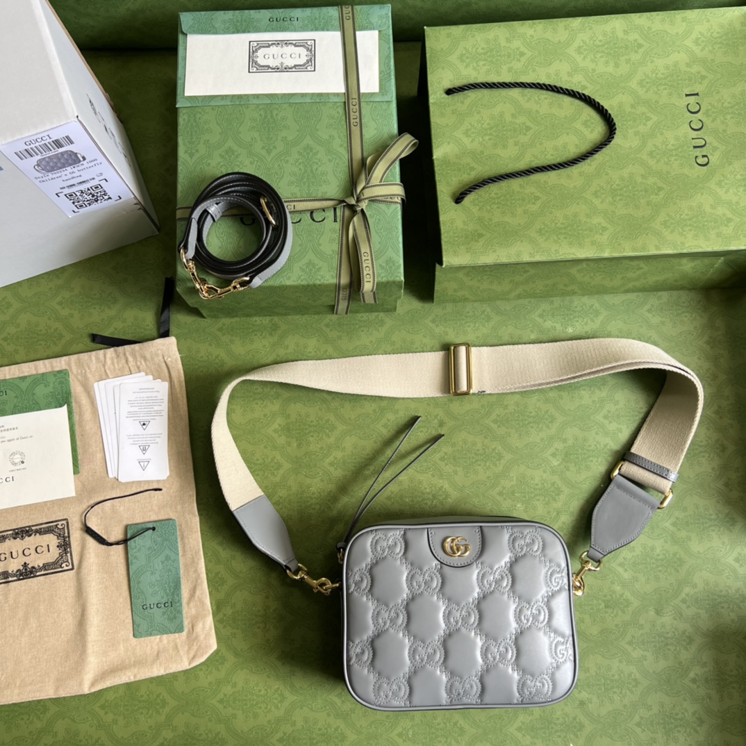 G*u*i gg matelassÉ small bag