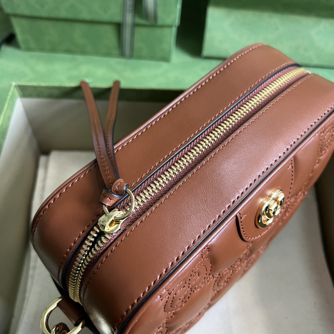 G*u*i gg matelassÉ small bag