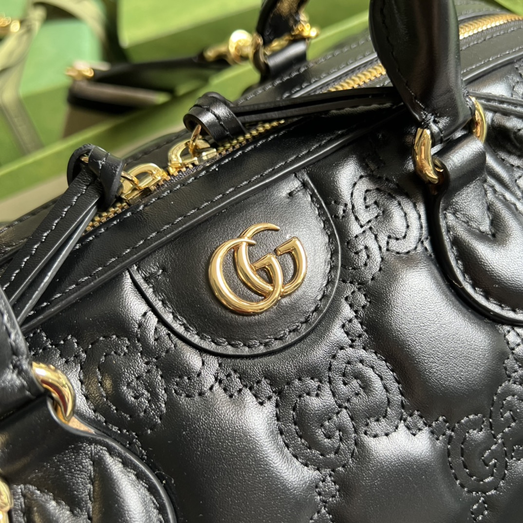 G*u*i gg matelassÉ medium bag