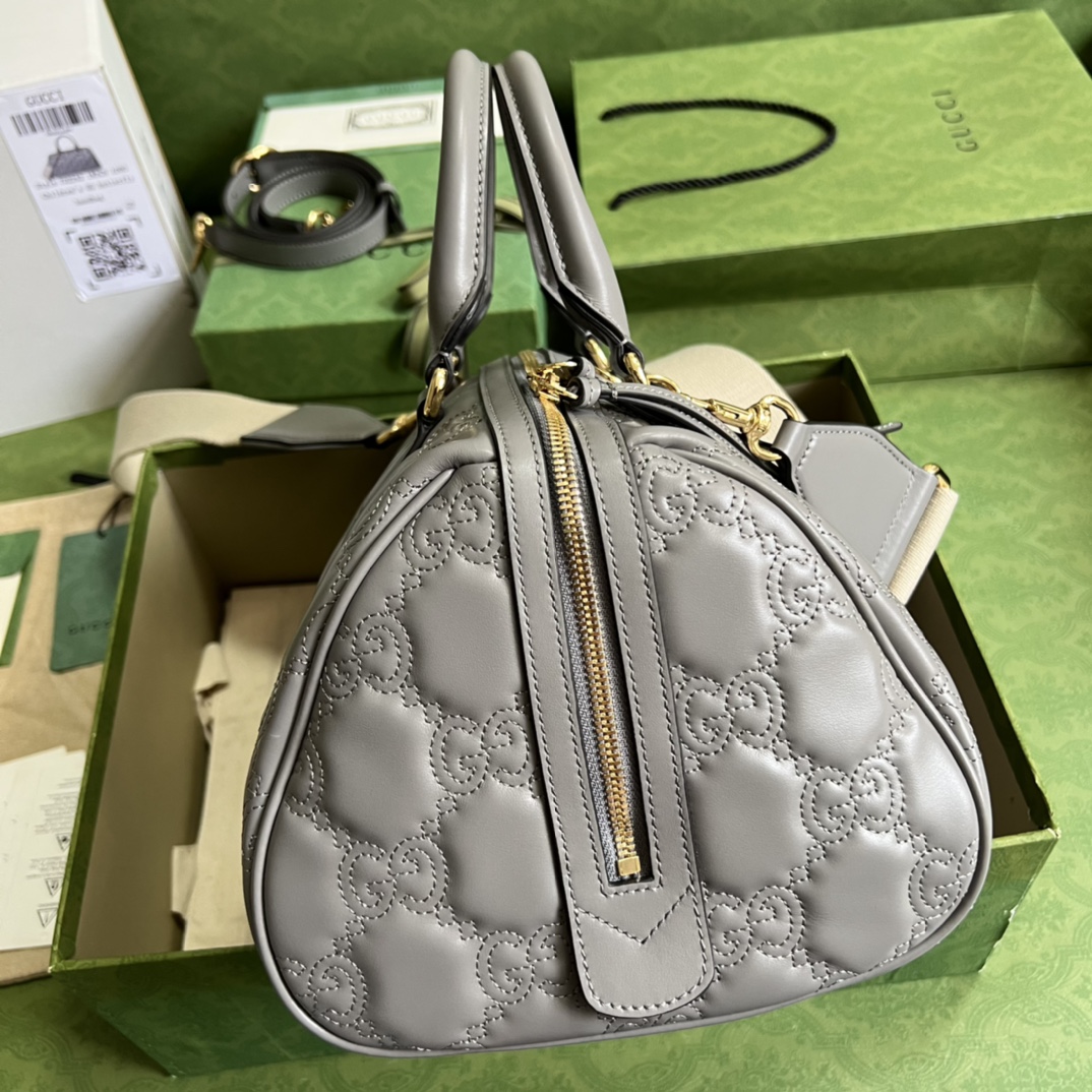 G*u*i gg matelassÉ medium bag