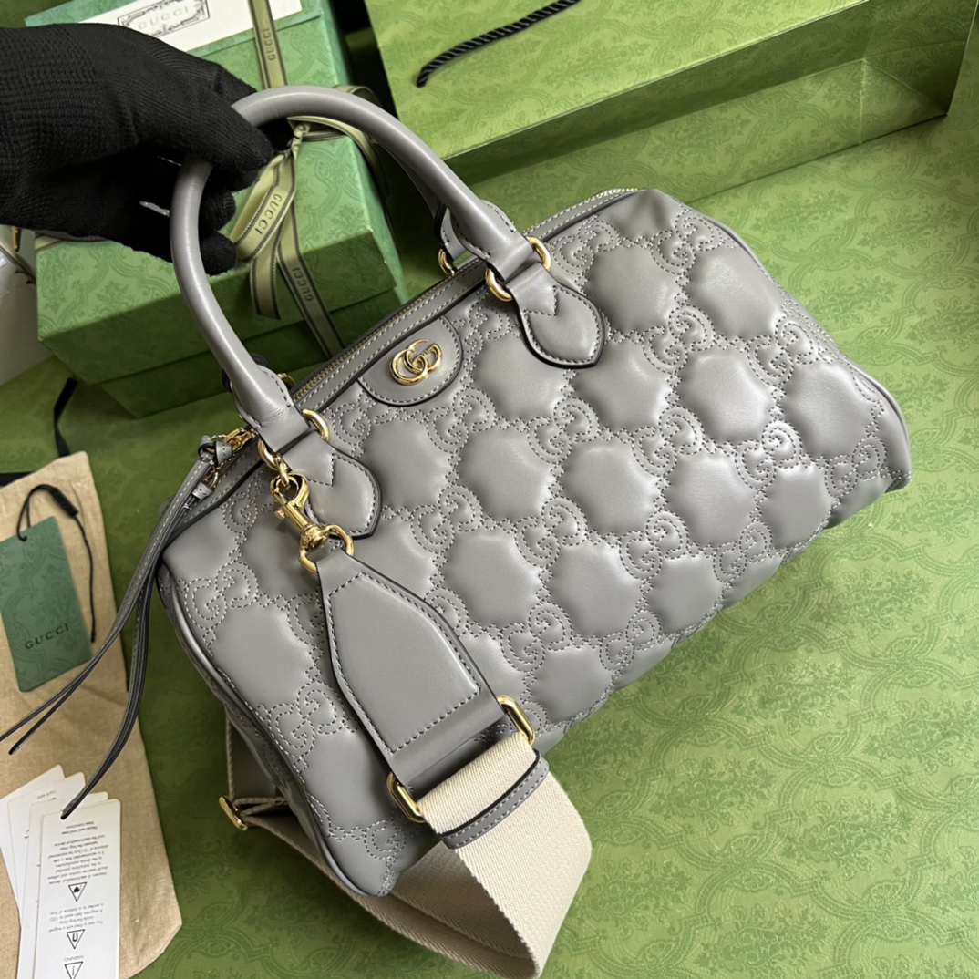 G*u*i gg matelassÉ medium bag