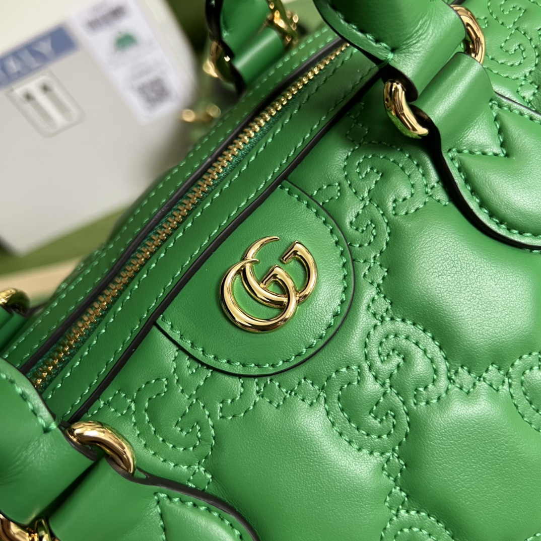 G*u*i gg matelassÉ medium bag