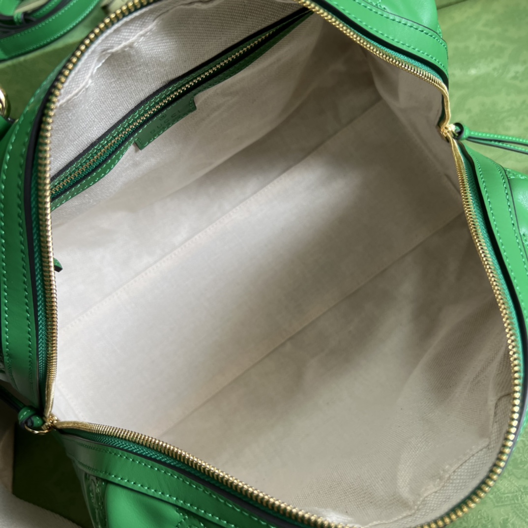 G*u*i gg matelassÉ medium bag