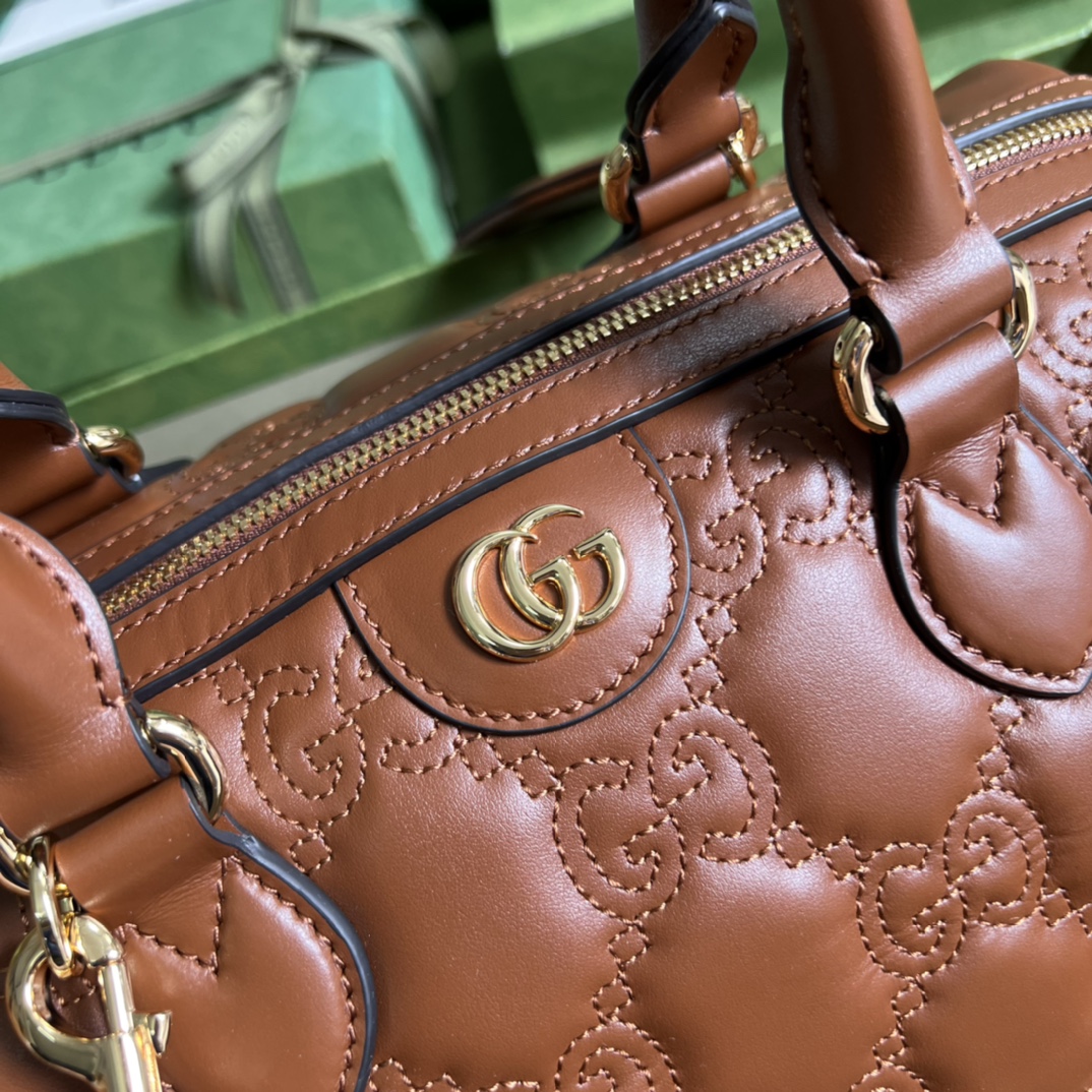 G*u*i gg matelassÉ medium bag
