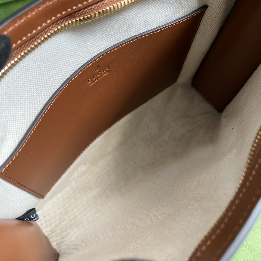 G*u*i gg matelassÉ pouch