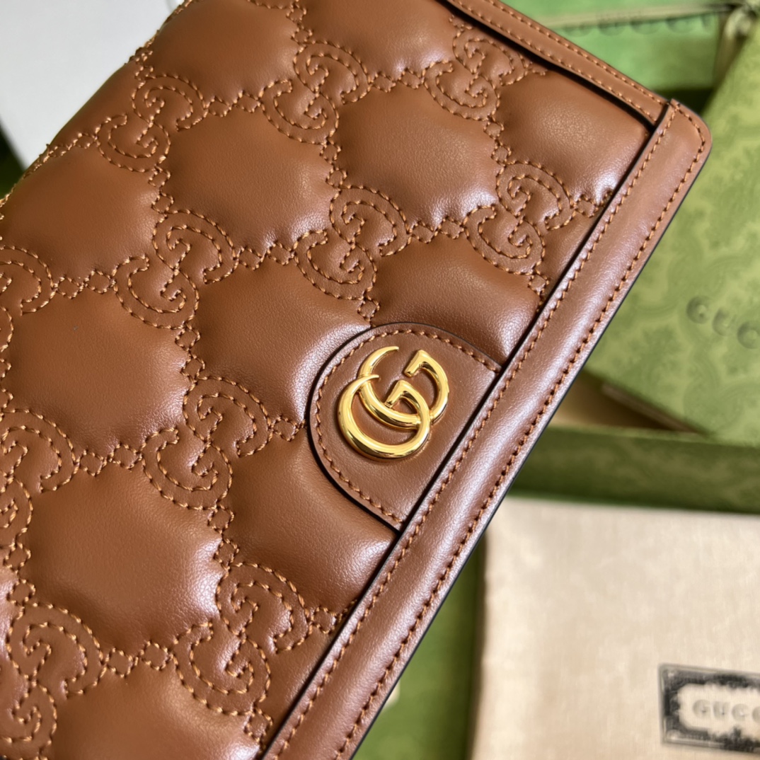 G*u*i gg matelassÉ chain wallet