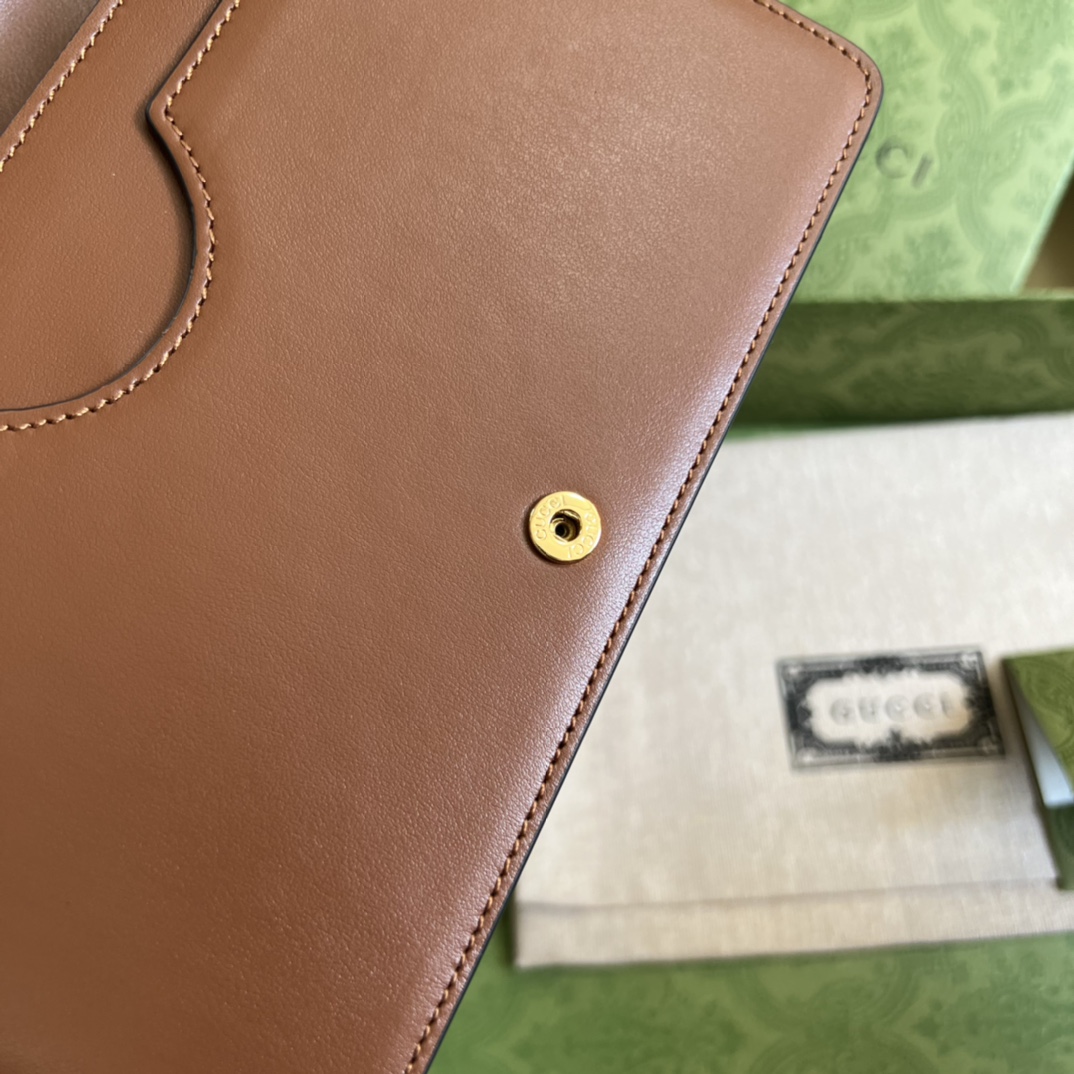 G*u*i gg matelassÉ chain wallet
