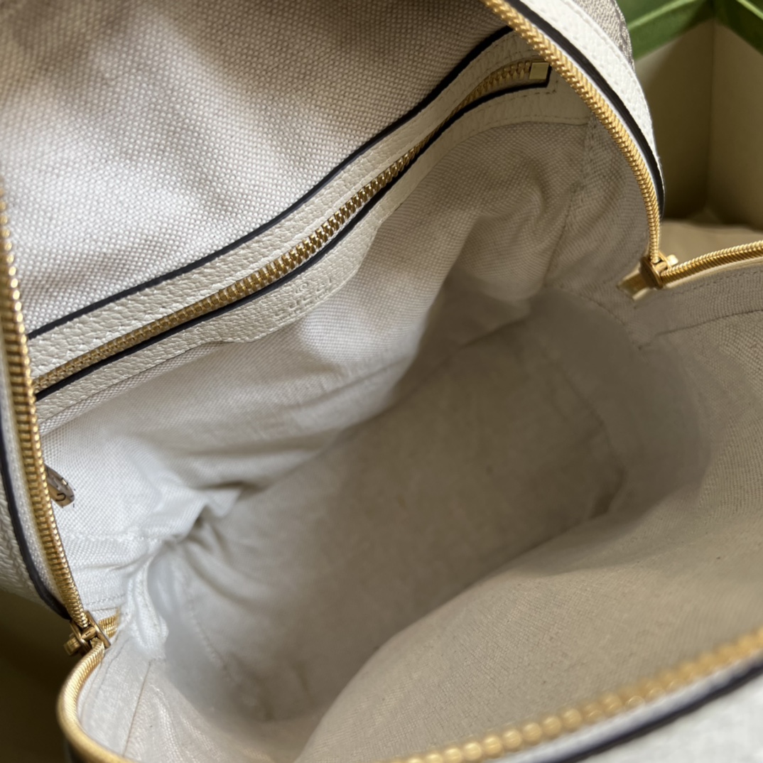 G*u*i ophidia web bag