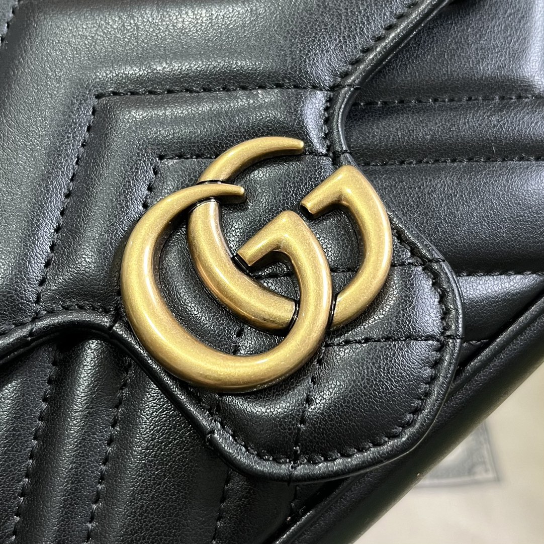 G*u*i gg marmont mini bag