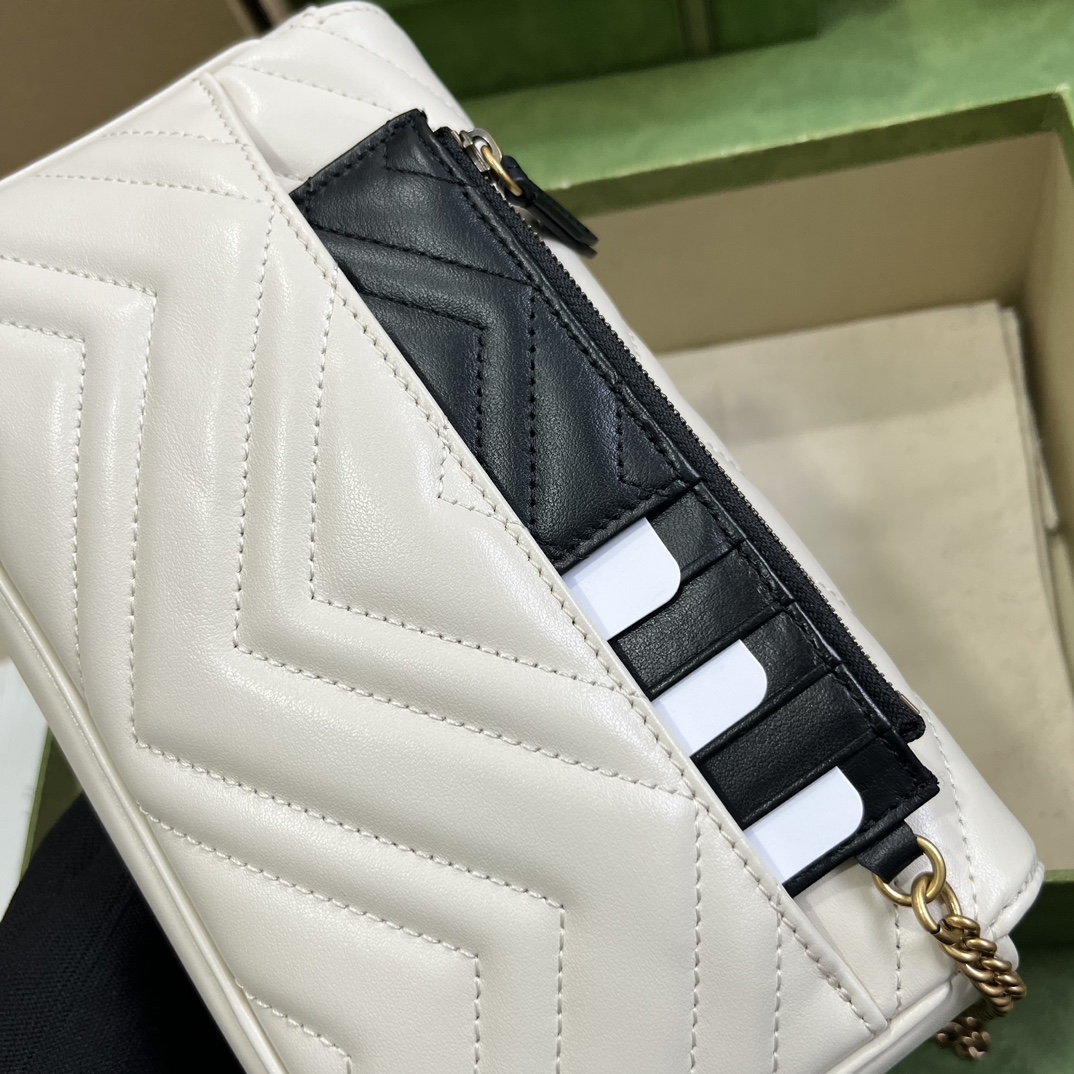 G*u*i gg marmont mini bag
