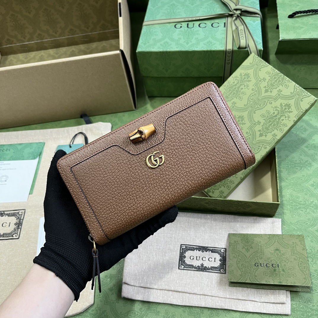 G*u*i diana wallet
