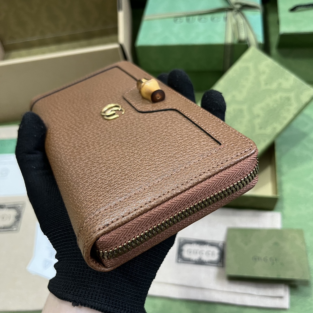 G*u*i diana wallet