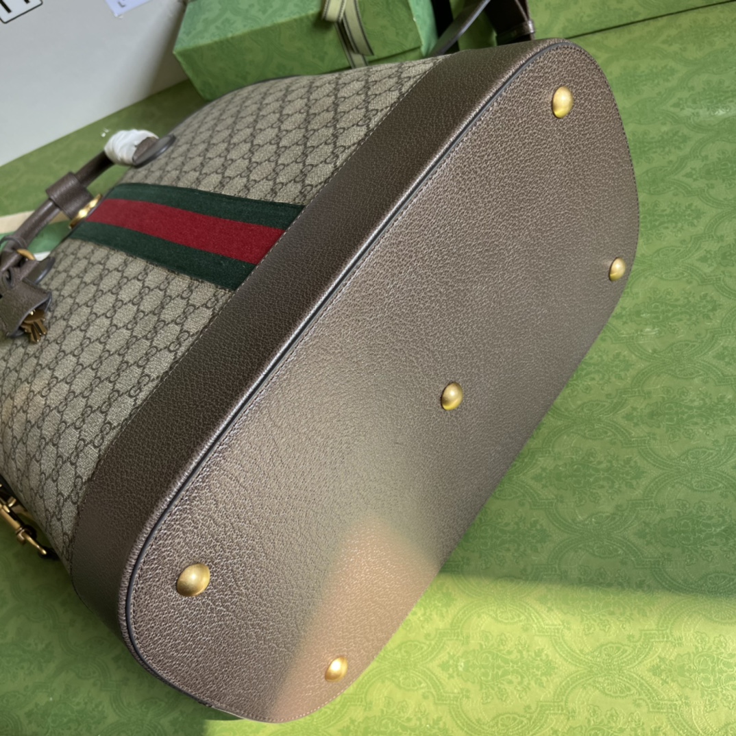 G*u*i G*u*i savoy small bowling tote