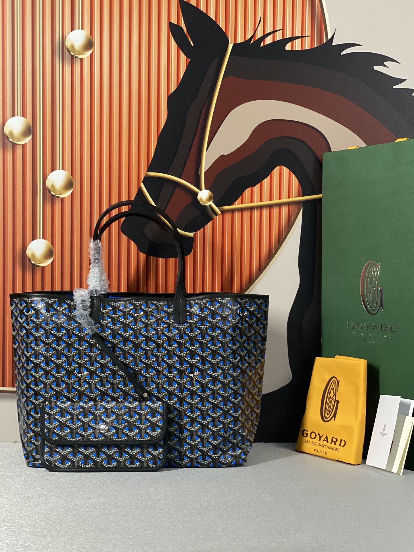 go*ard saint L**is gm medium tote bag
