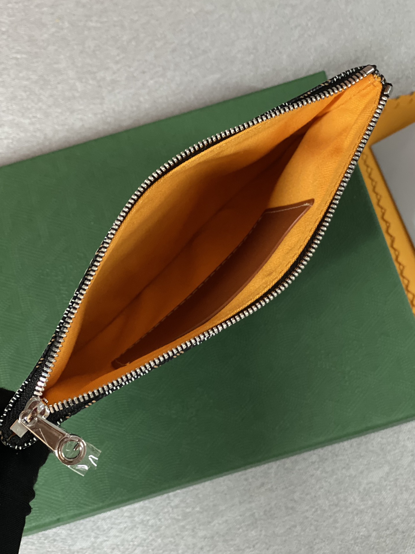 Go*ard sénat pm pouch