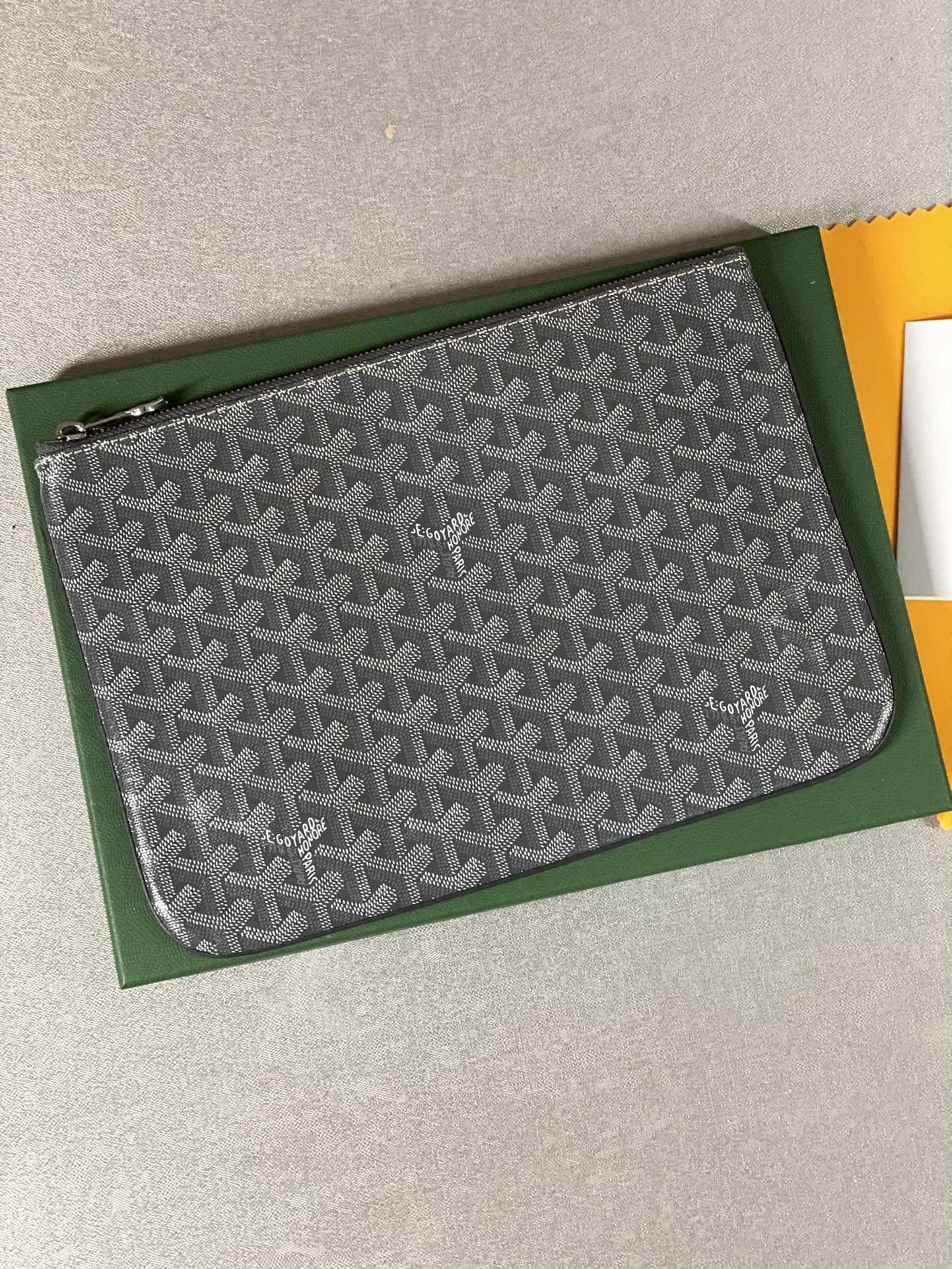 Go*ard sénat mm pouch