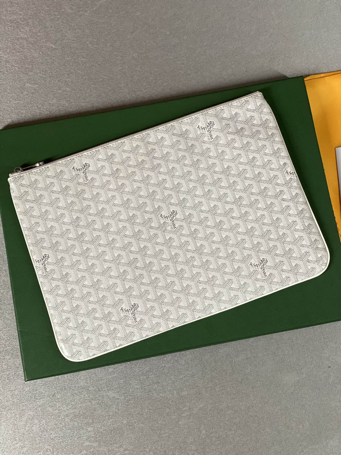 Go*ard sénat mgm pouch
