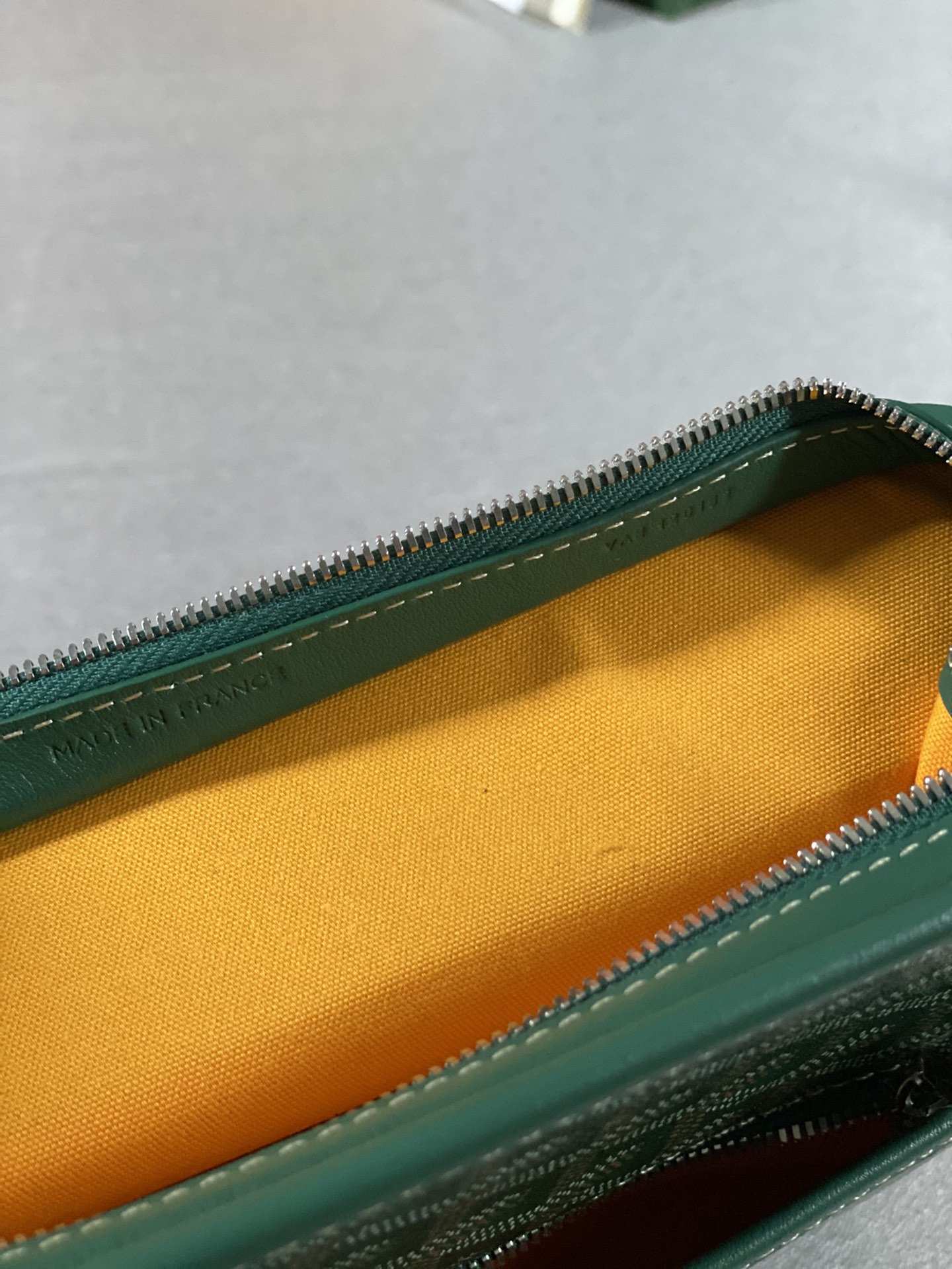 Go*ard jouvence mm toiletry bag