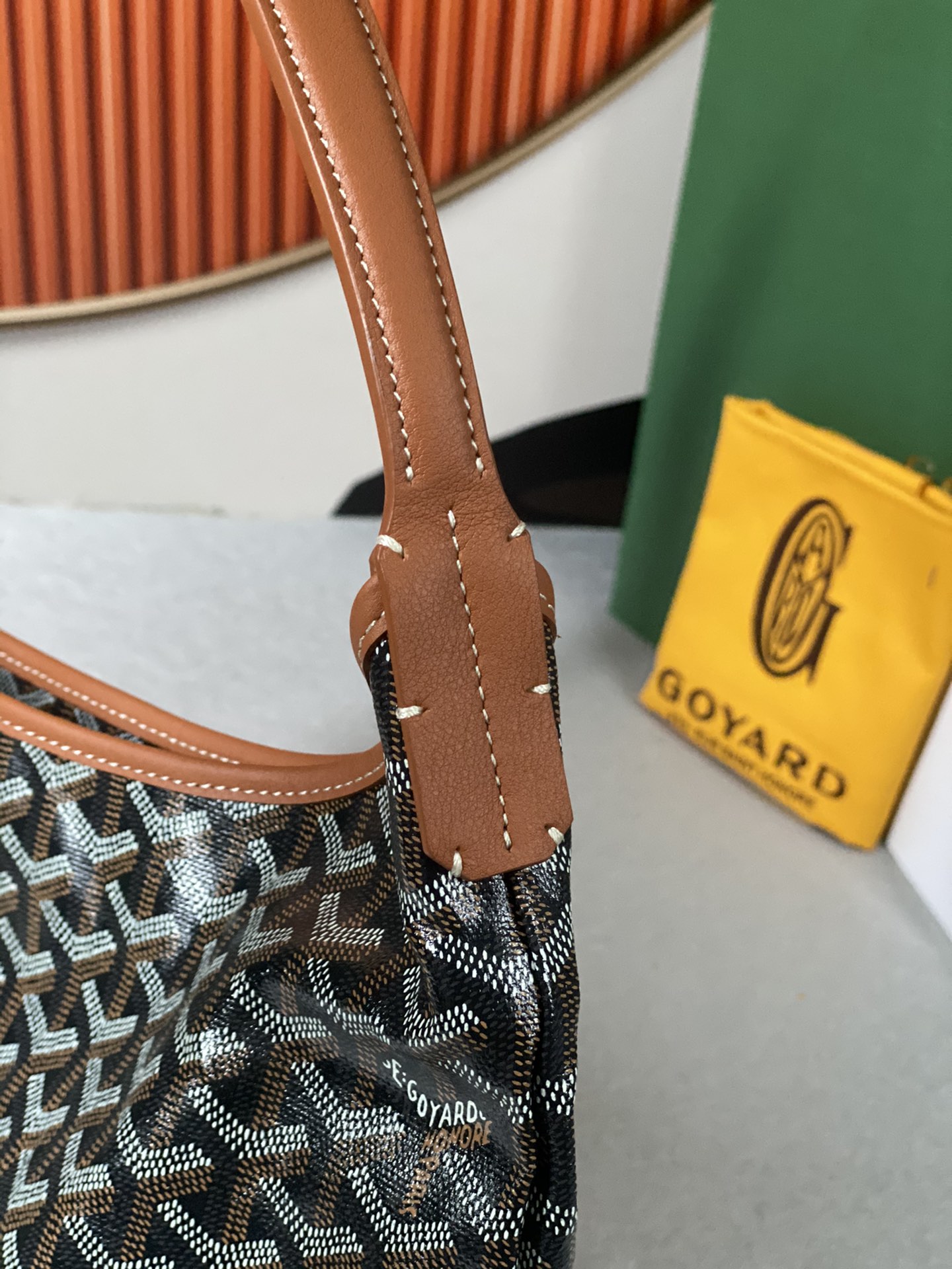 Go*ard hobo bag