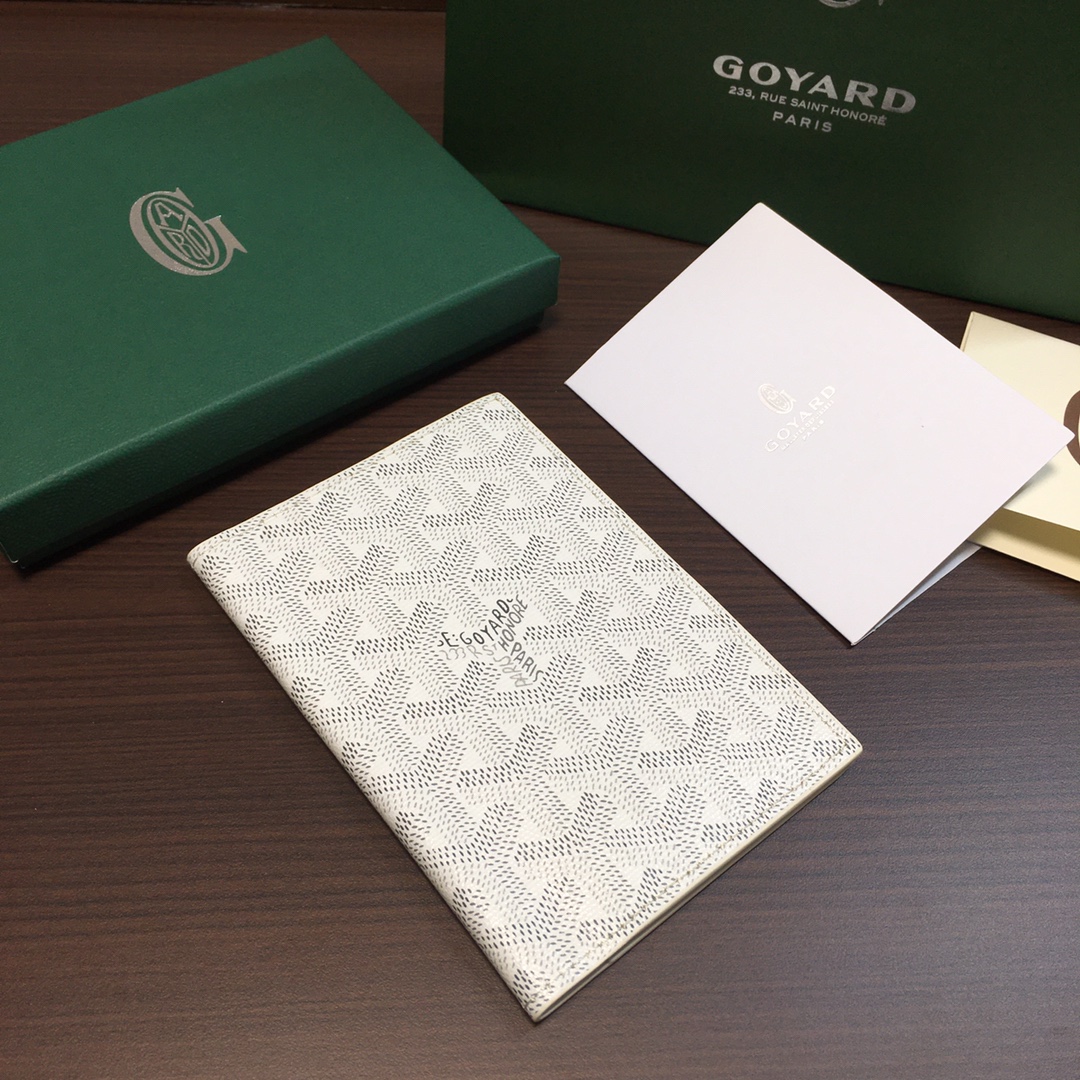 Go*ard grenelle passport cover