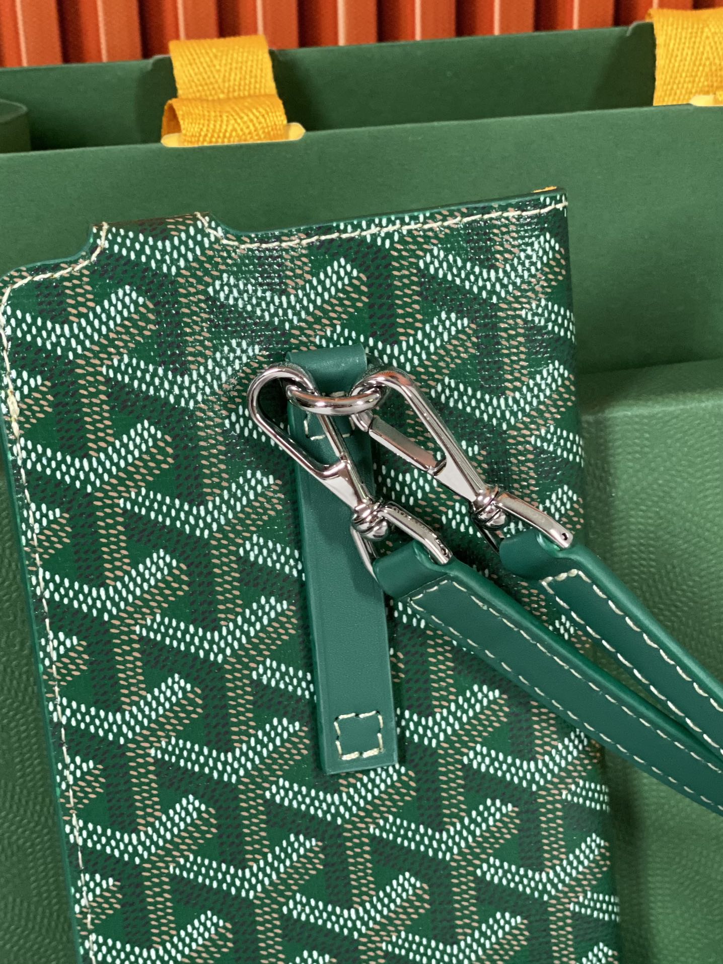 Go*ard montmartre gm case