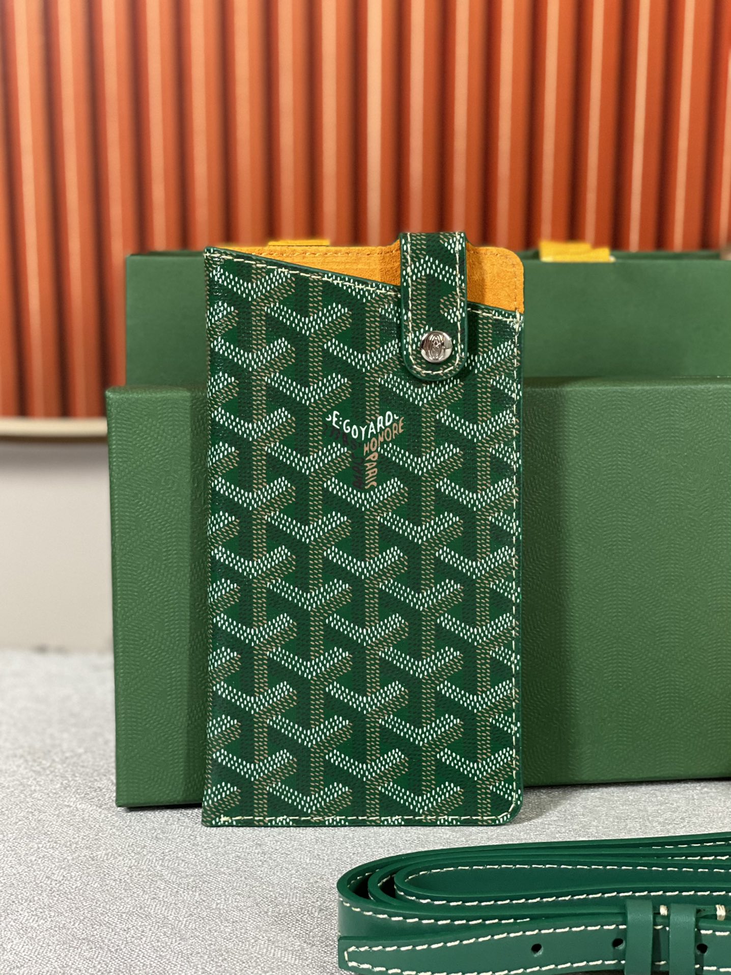 Go*ard montmartre gm case