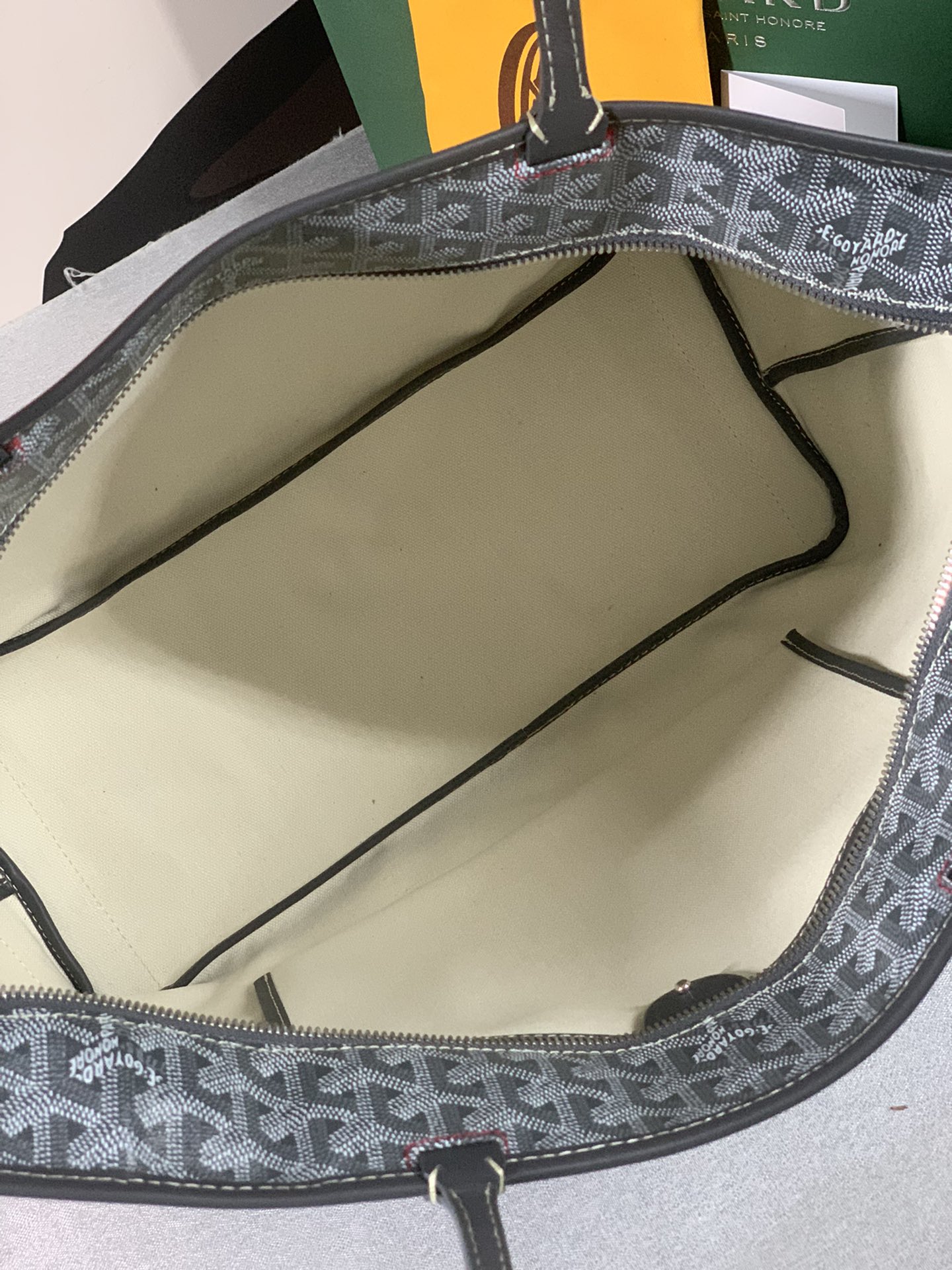 Go*ard artois mm bag