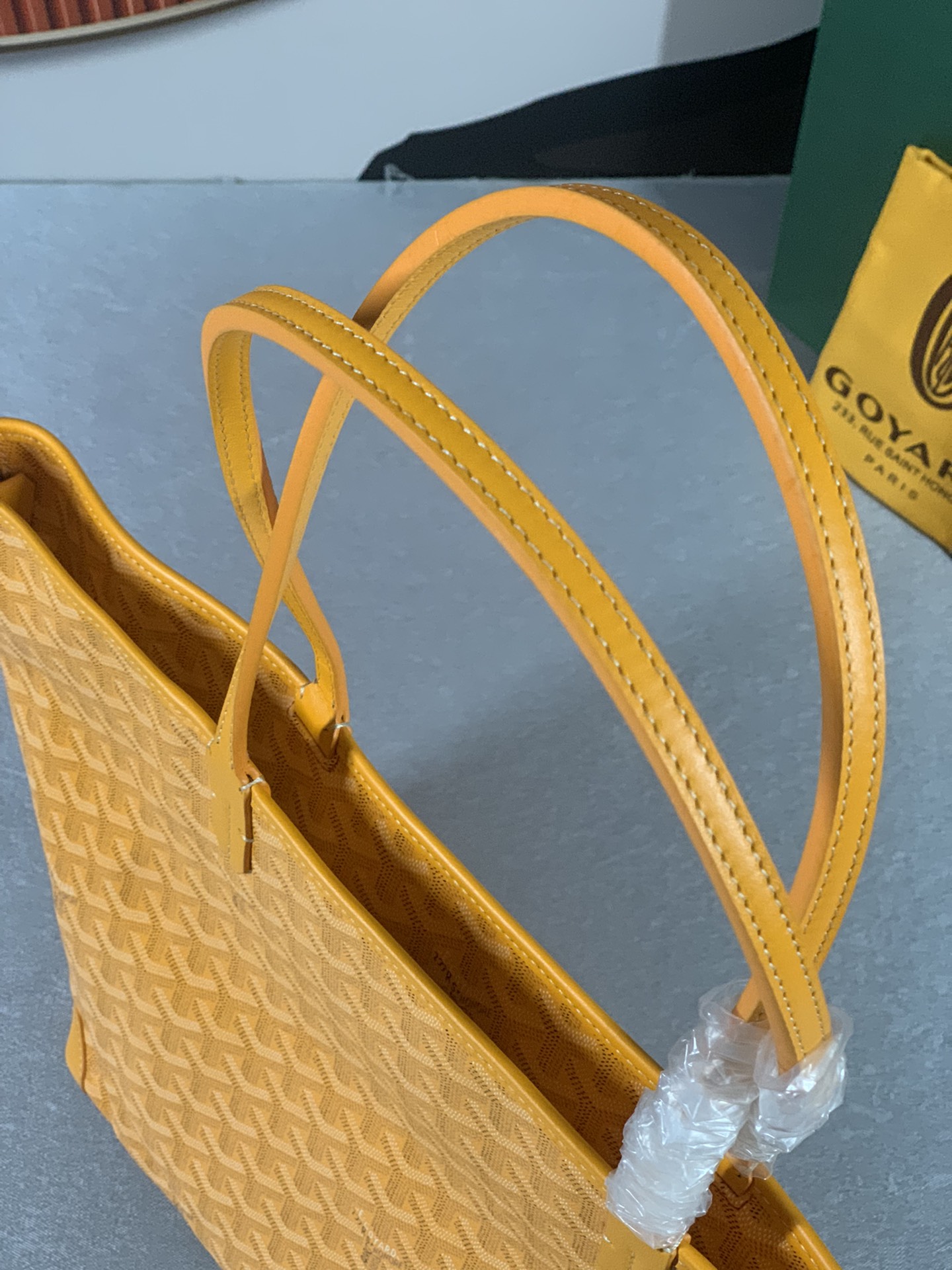 Go*ard artois mm bag