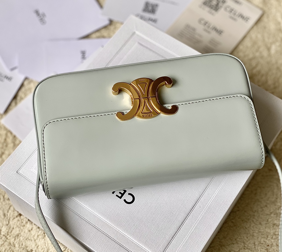 Ce**e triomphe shoulder bag