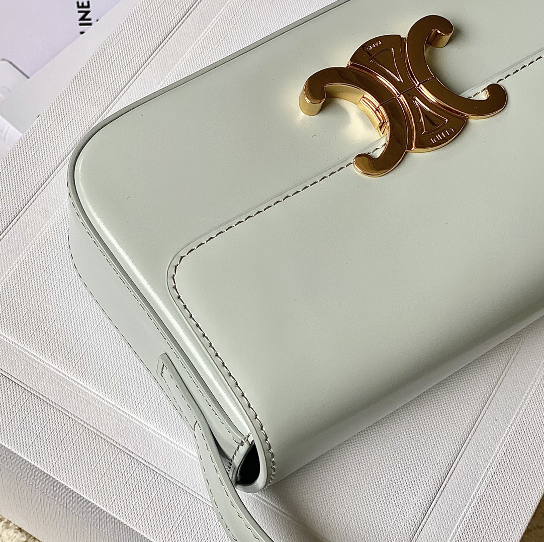 Ce**e triomphe shoulder bag