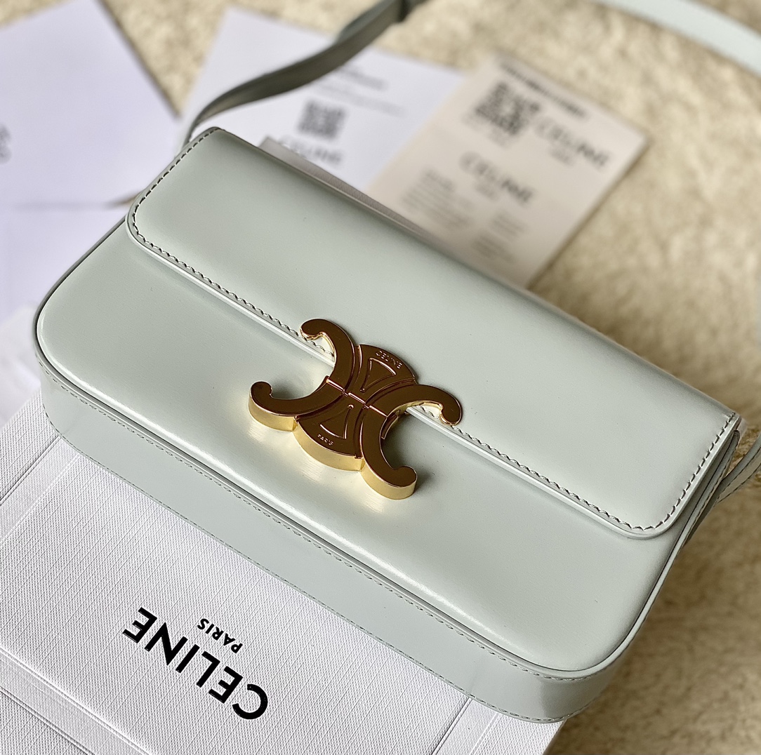 Ce**e triomphe shoulder bag