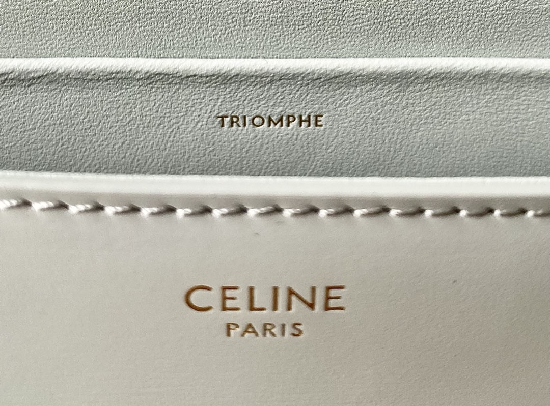 Ce**e triomphe shoulder bag
