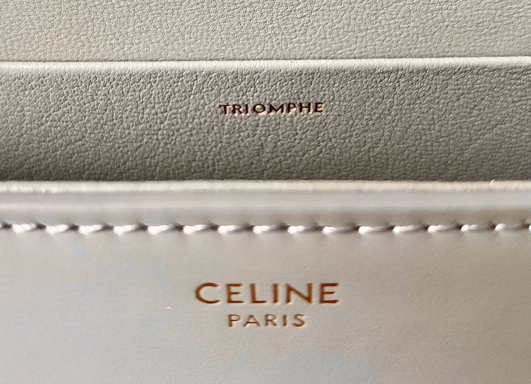 Ce**e triomphe shoulder bag