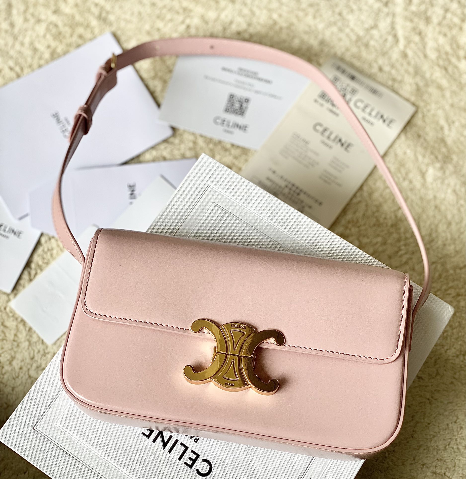 Ce**e triomphe shoulder bag