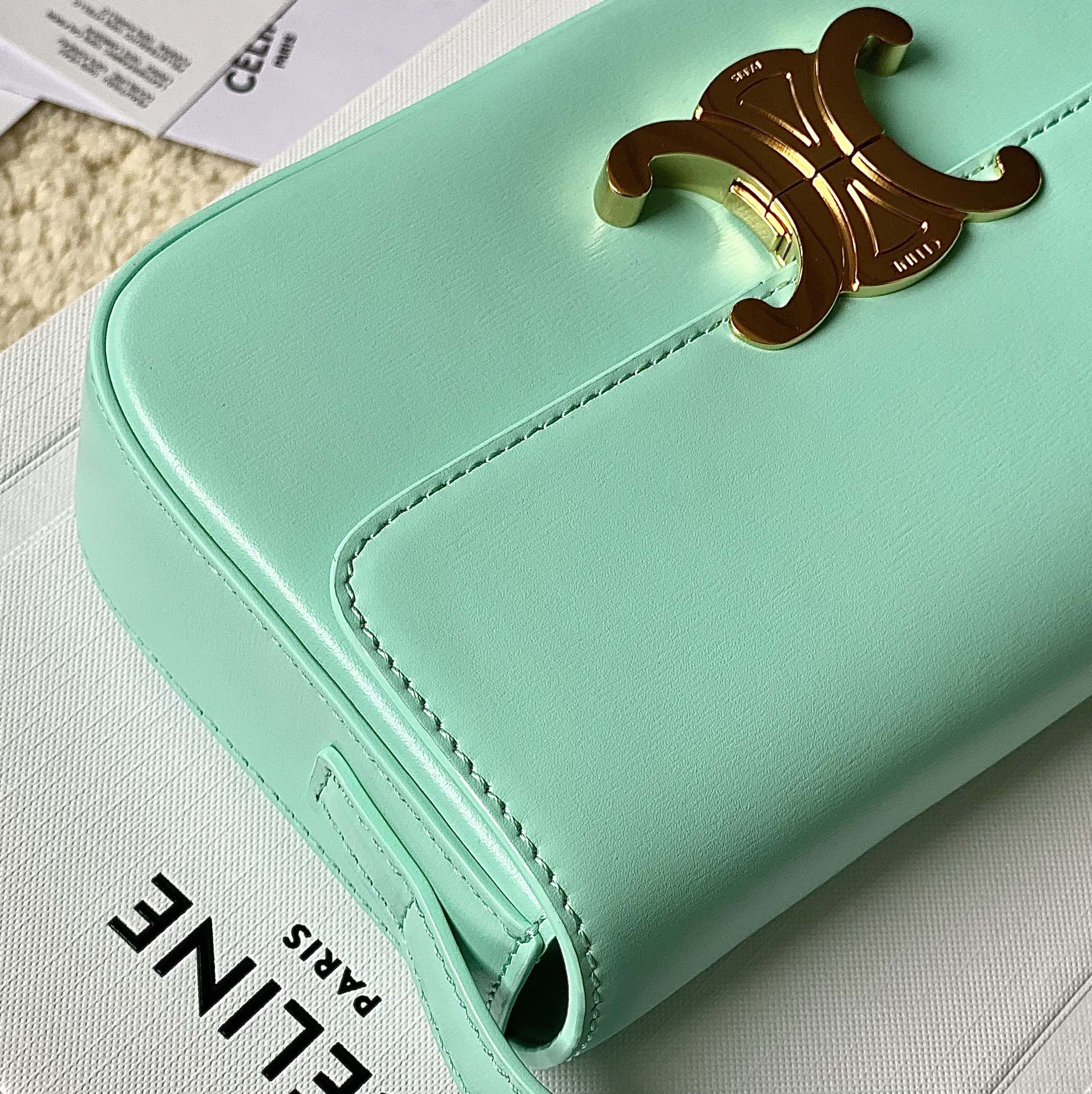 Ce**e triomphe shoulder bag