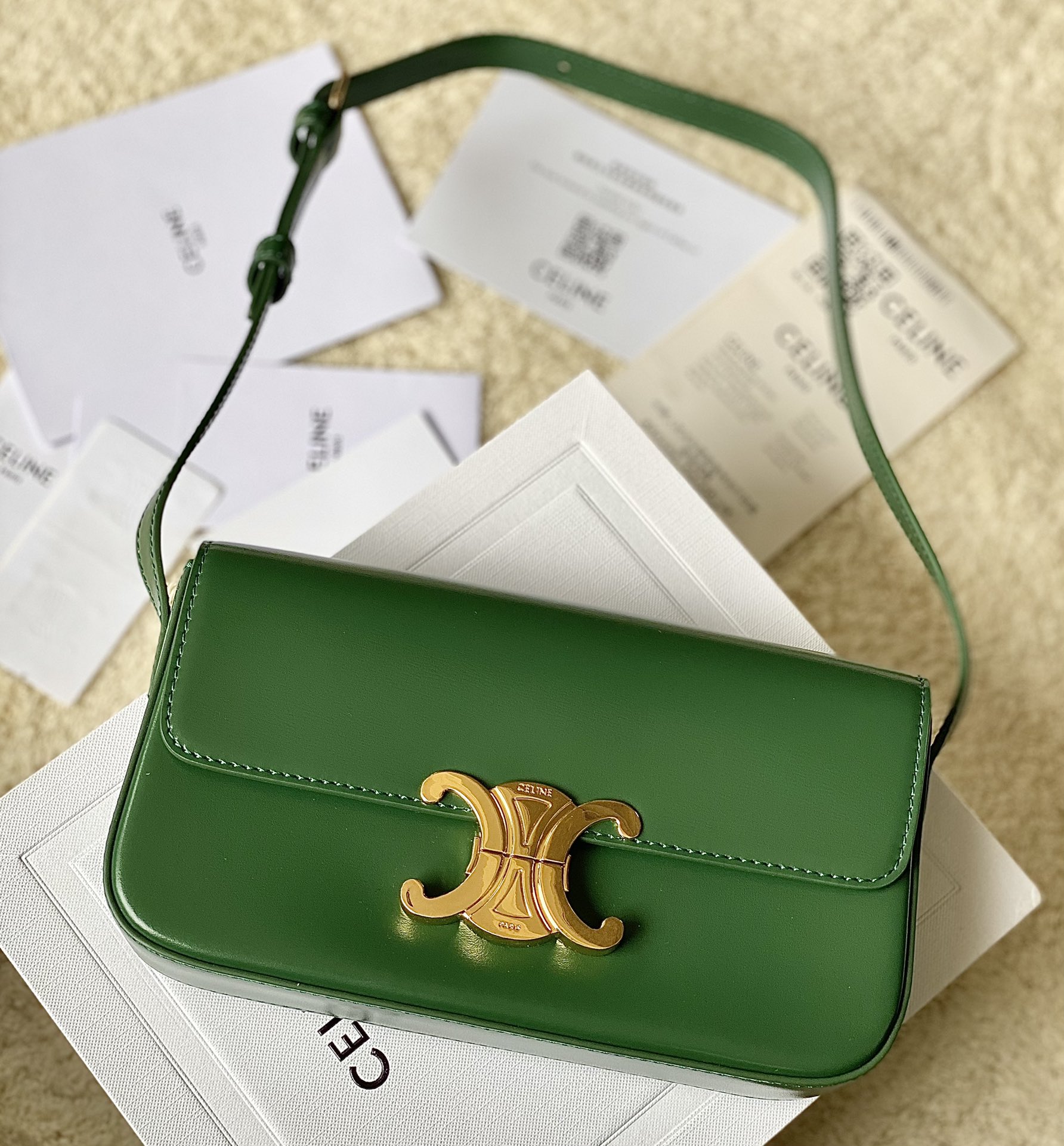 Ce**e triomphe shoulder bag