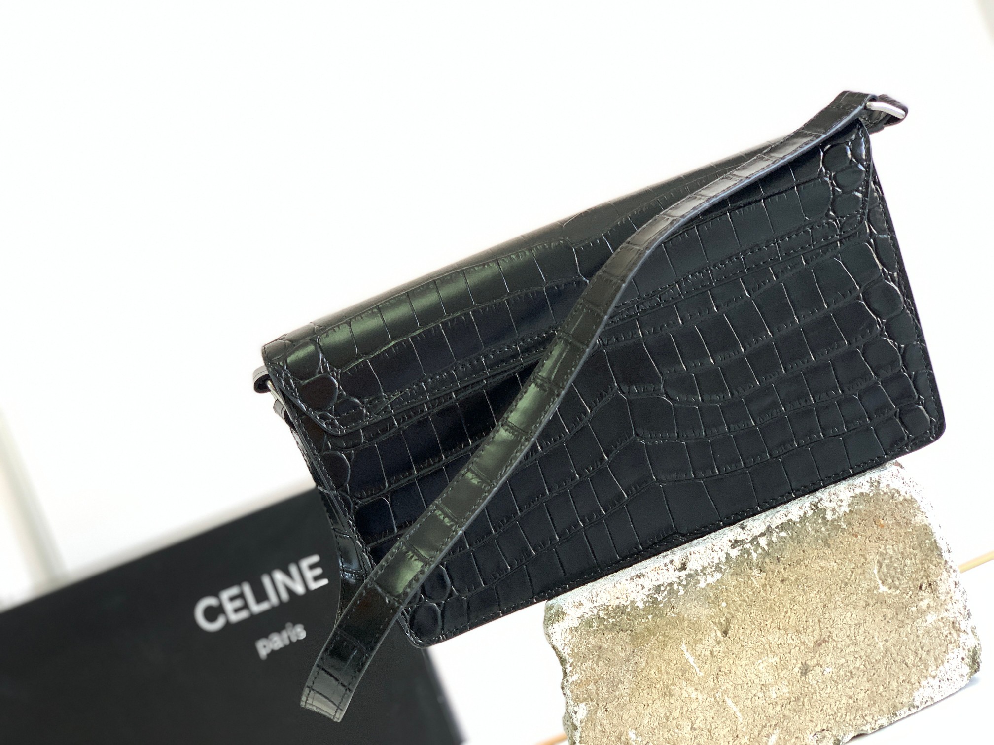 Ce**e trapeze triomphe bag