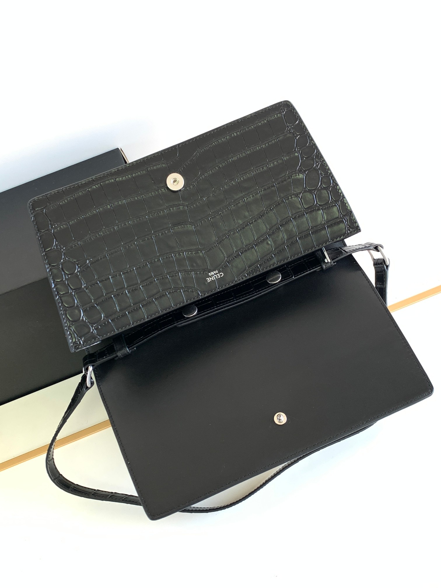 Ce**e trapeze triomphe bag