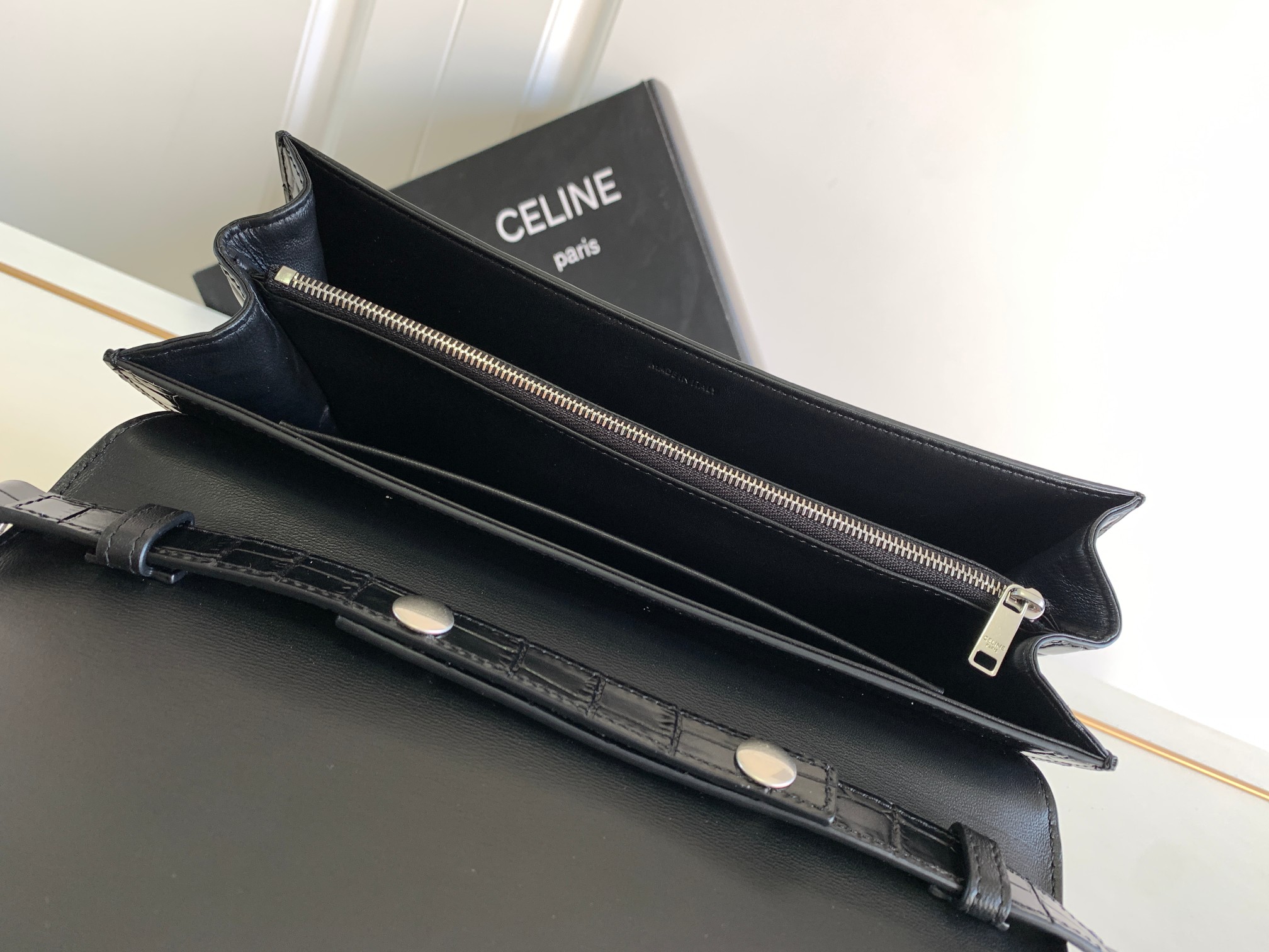 Ce**e trapeze triomphe bag