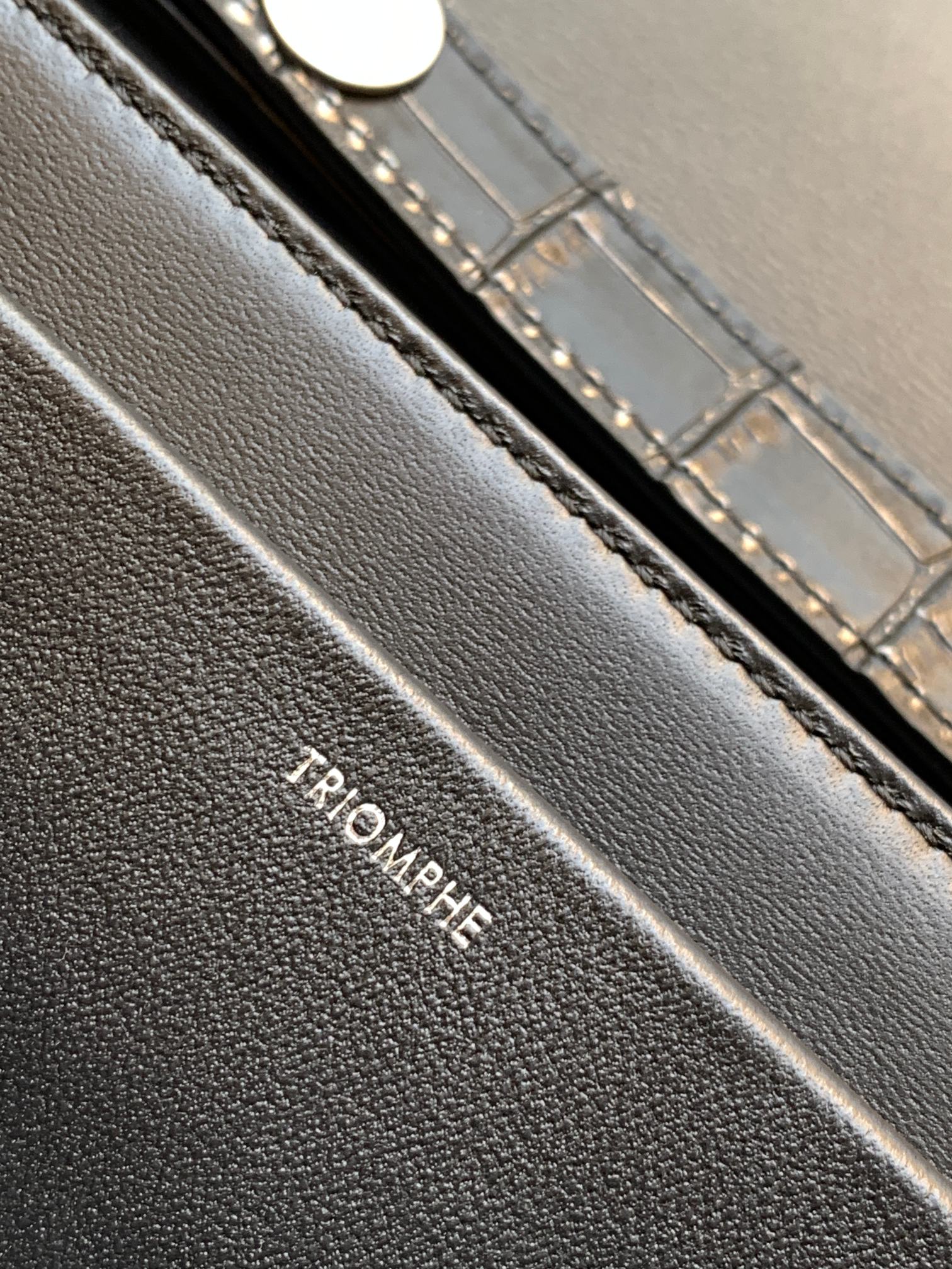 Ce**e trapeze triomphe bag