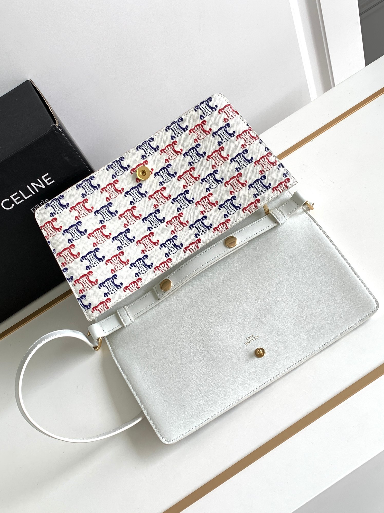 Ce**e trapeze triomphe bag