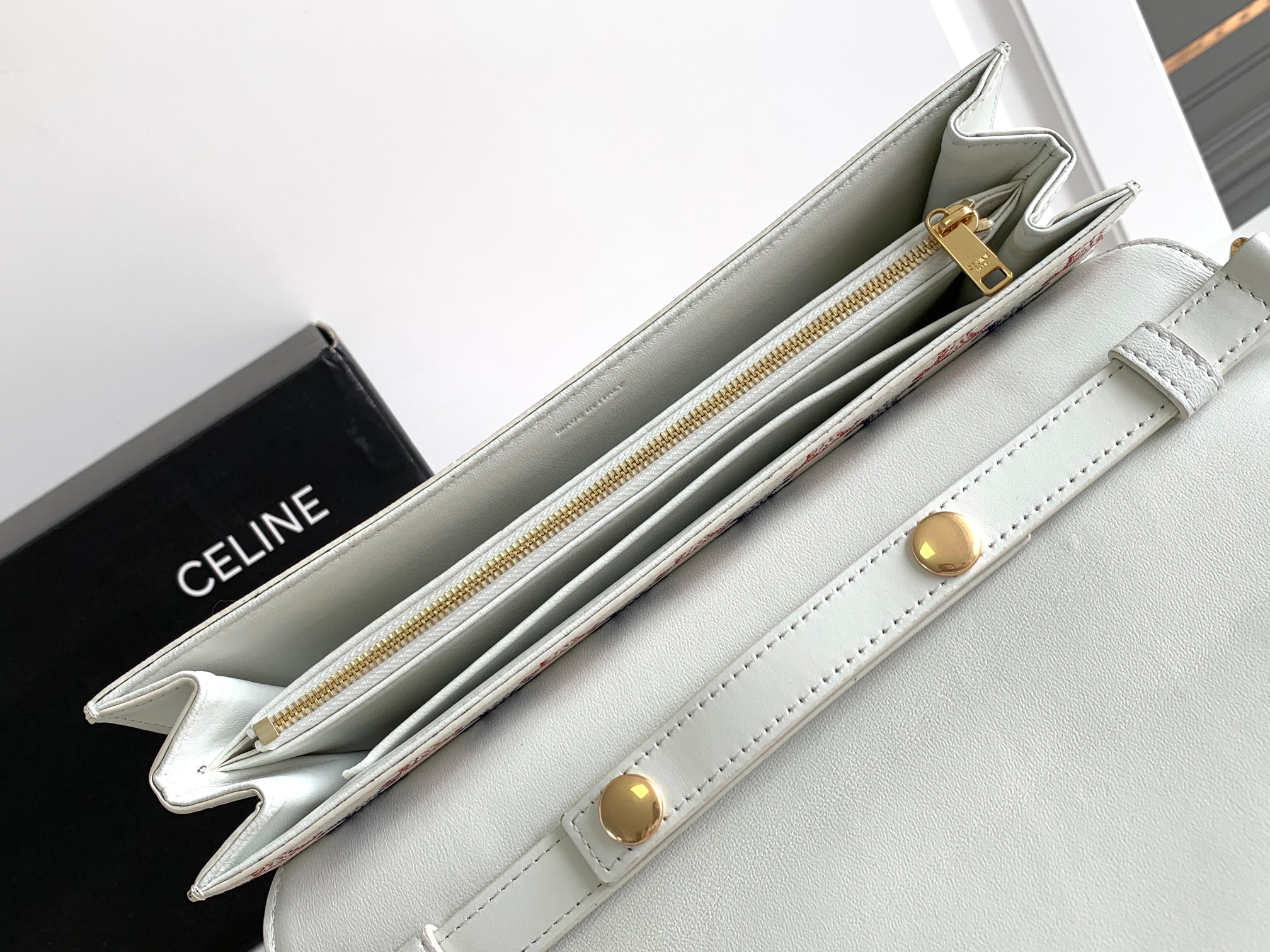 Ce**e trapeze triomphe bag